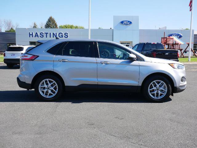 Certified 2024 Ford Edge SEL AWD/4WD image 6