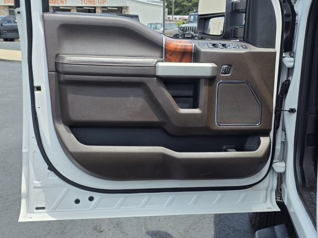 Certified 2019 Ford F350 King Ranch w/ Chrome Package RWD image 19
