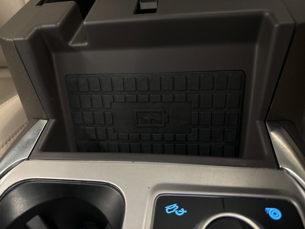 Certified 2024 Ford Explorer Platinum w/ Technology Package image 20