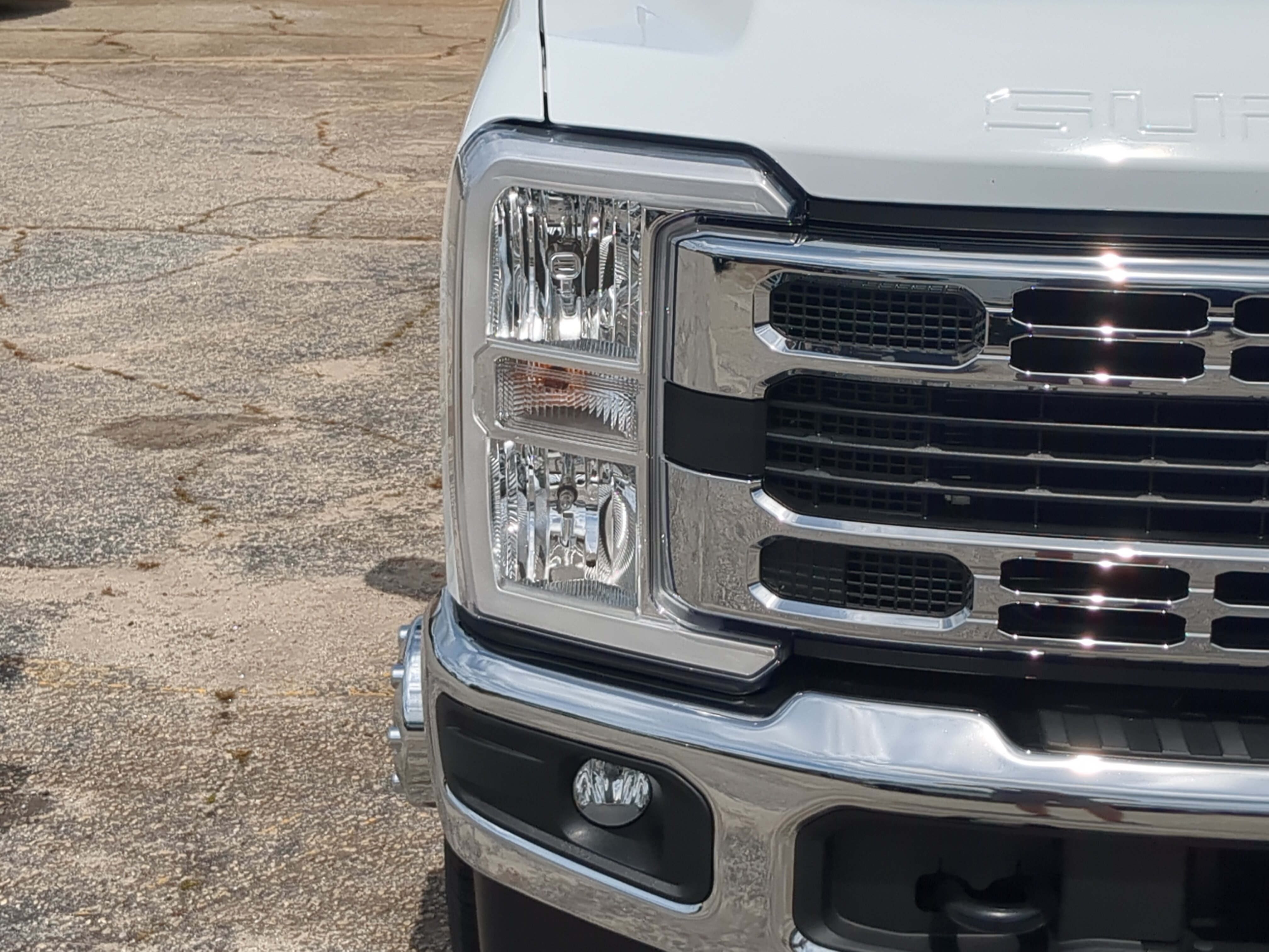 Certified 2025 Ford F350 XL w/ XL Chrome Package AWD/4WD image 8