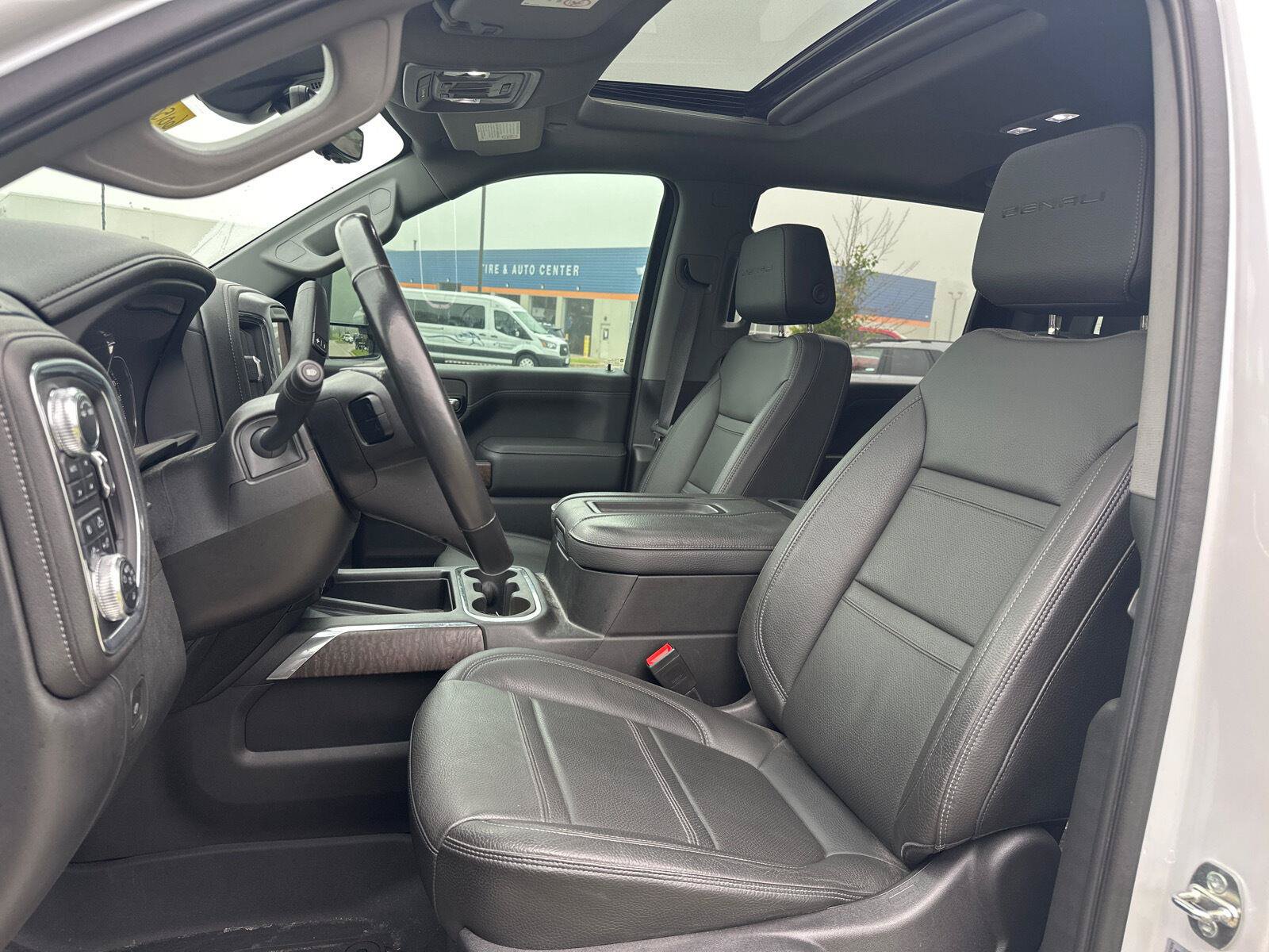 Used 2021 GMC Sierra 2500 Denali w/ Denali Ultimate Package AWD/4WD image 6
