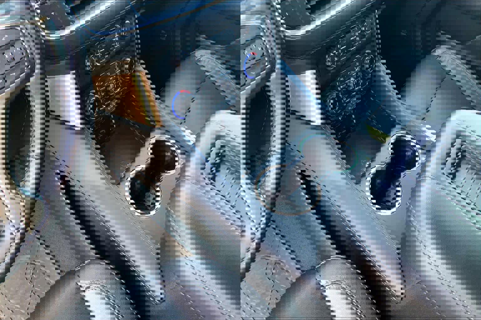 Used 2021 Chevrolet Tahoe Z71 w/ Z71 Signature Package image 31