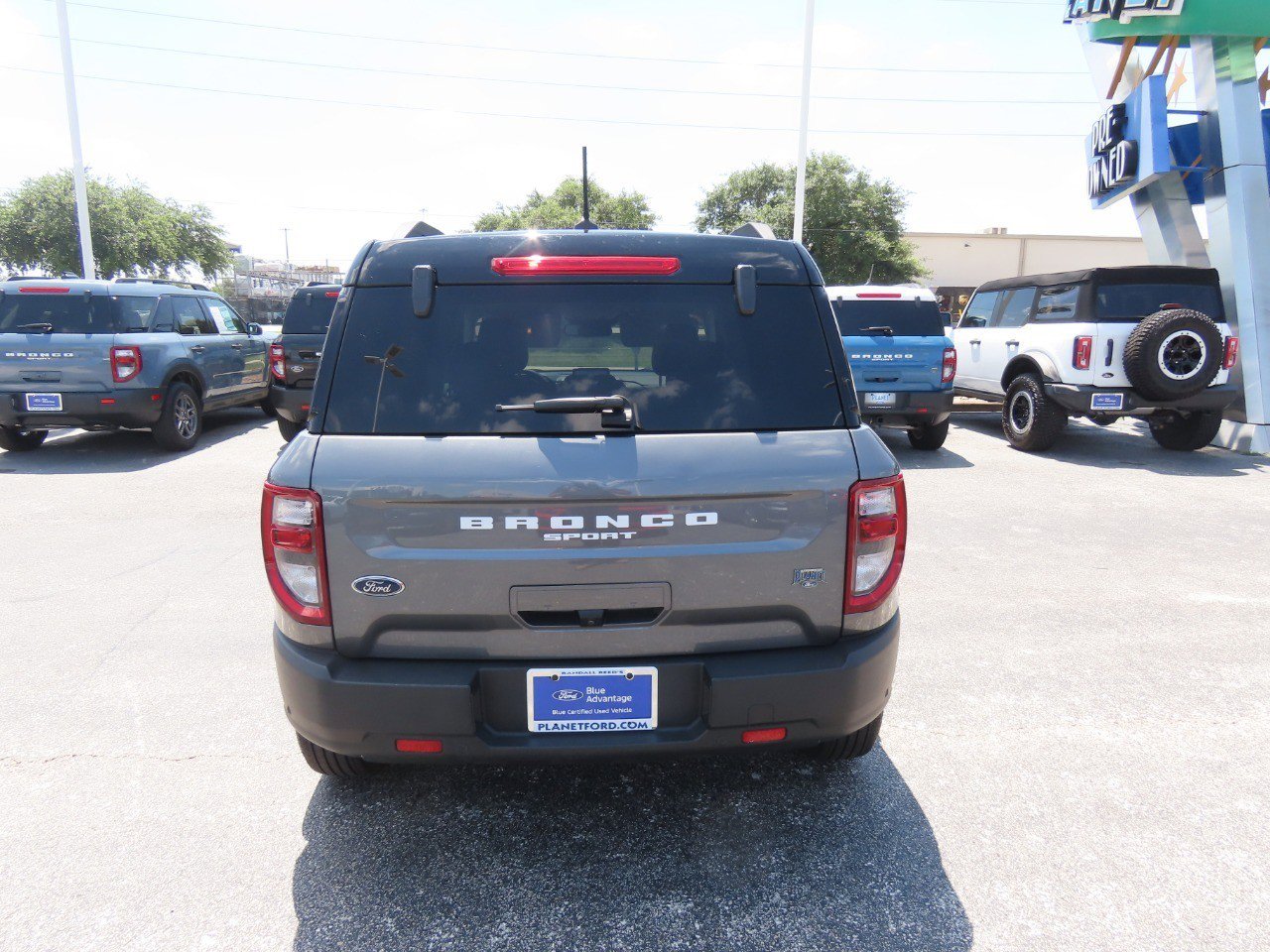 Certified 2024 Ford Bronco Sport Outer Banks w/ Tech Package AWD/4WD image 11
