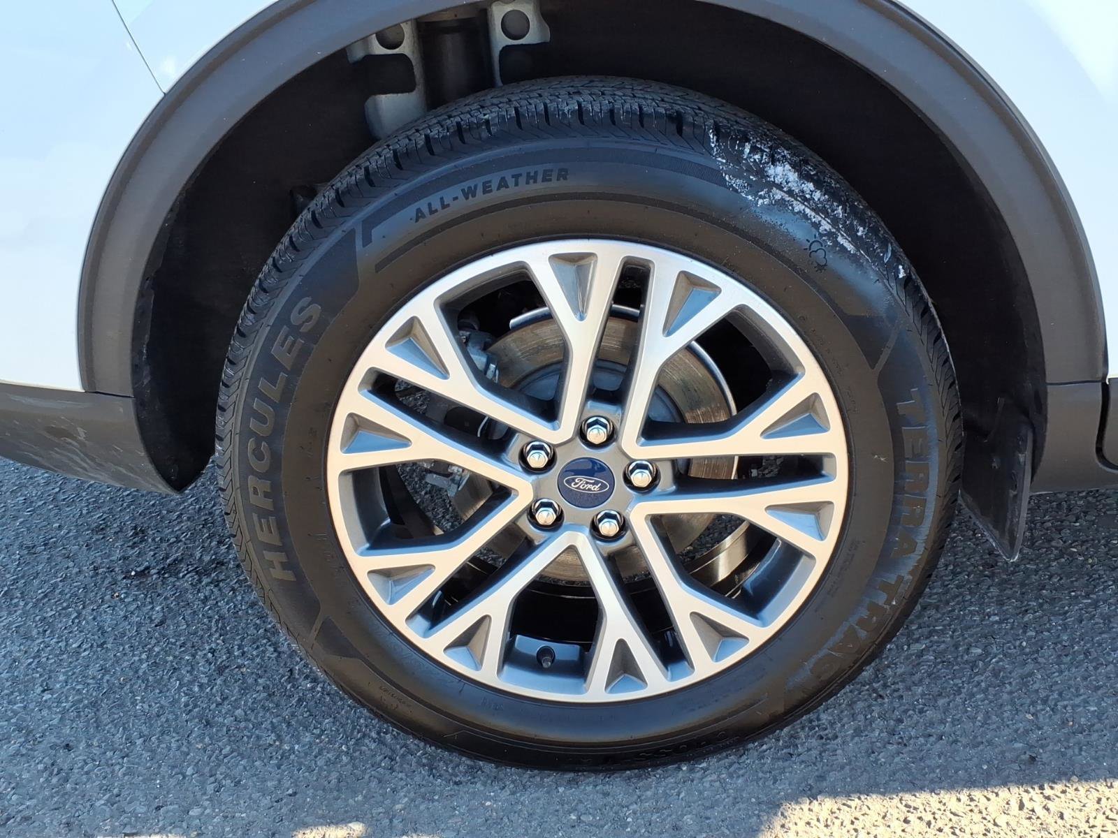 Certified 2022 Ford Escape SEL image 7