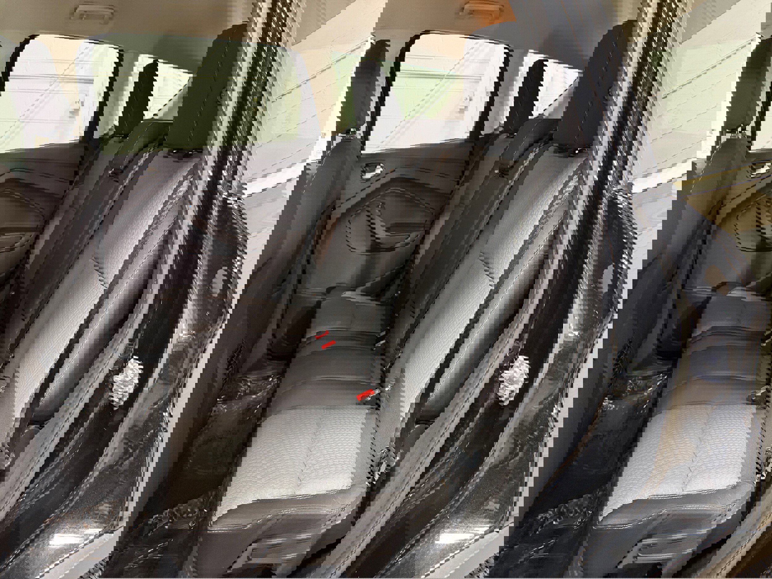 Certified 2018 Ford Escape SE w/ SE Sync 3 Package image 12