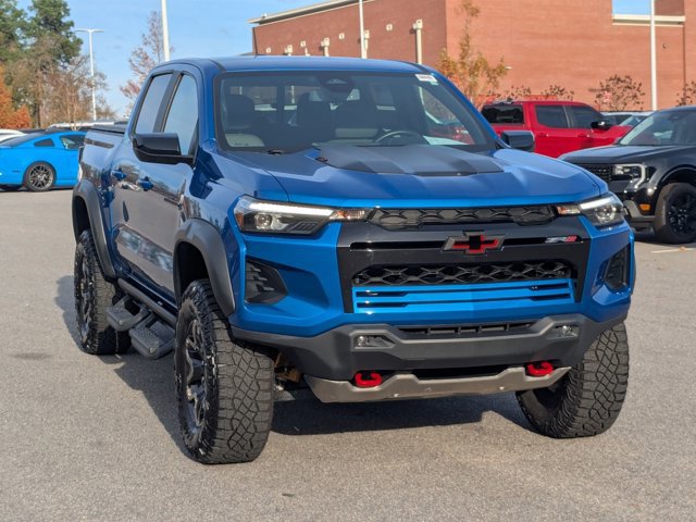 Used 2023 Chevrolet Colorado ZR2 w/ ZR2 Convenience Package III image 1