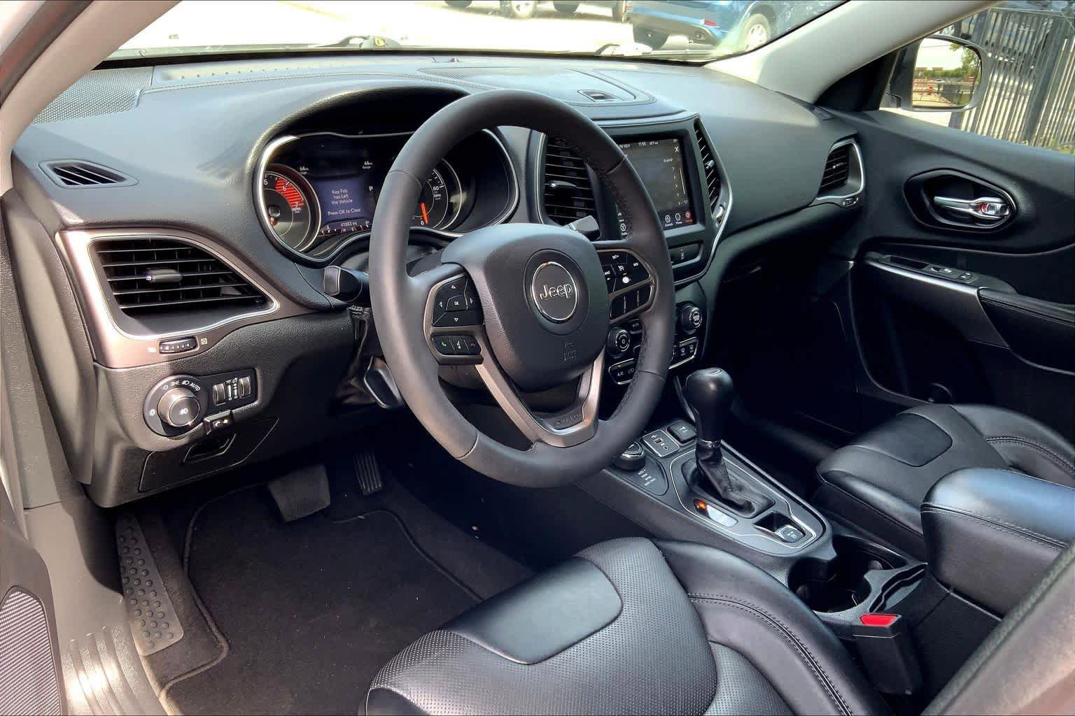 Used 2022 Jeep Cherokee Latitude Lux AWD/4WD image 30