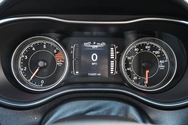 Used 2019 Jeep Cherokee Latitude Plus w/ Comfort/Convenience Group AWD/4WD image 34