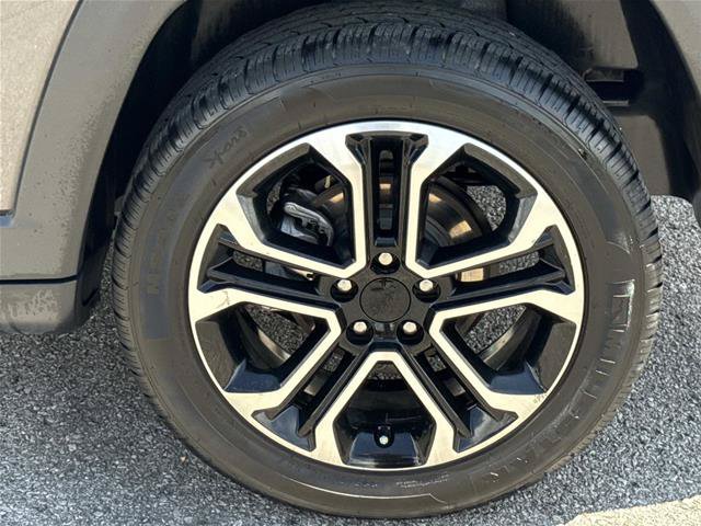 Used 2022 Jeep Compass Limited AWD/4WD image 20
