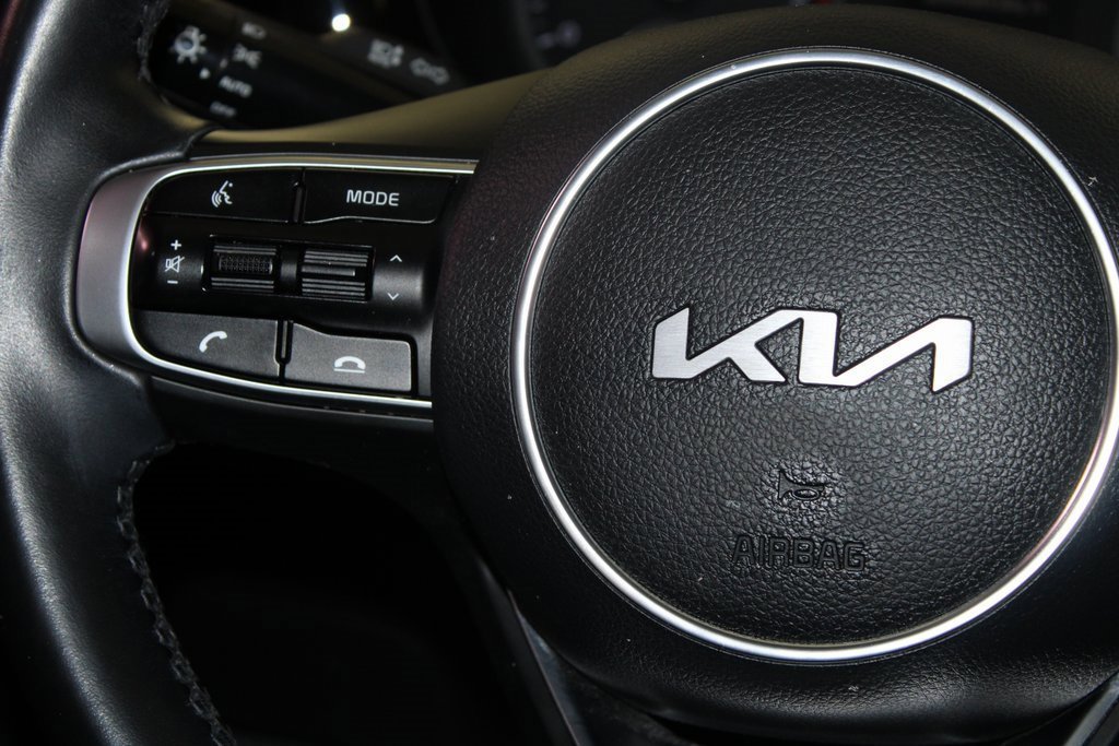Used 2022 Kia K5 EX image 17