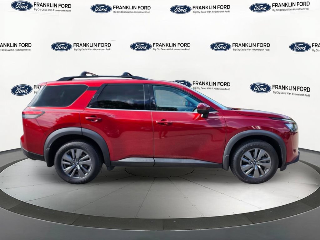 Used 2022 Nissan Pathfinder SV w/ SV Premium Package AWD/4WD image 6