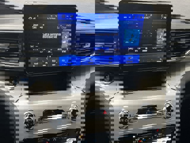 Certified 2023 Ford Explorer XLT w/ Equipment Group 202A image 18