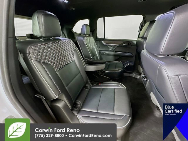 Used 2024 GMC Acadia Denali w/ Super Cruise Package image 32