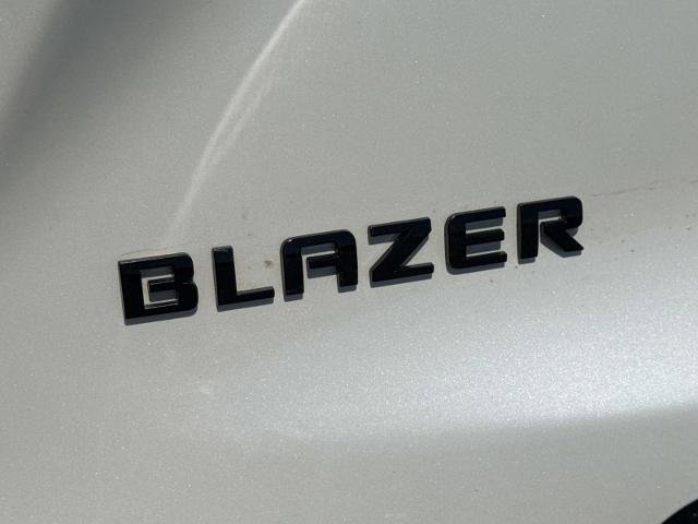 Used 2022 Chevrolet Blazer RS w/ Enhanced Convenience Package FWD image 10