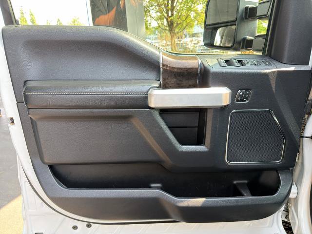 Certified 2022 Ford F350 Lariat w/ Lariat Ultimate Package AWD/4WD image 18