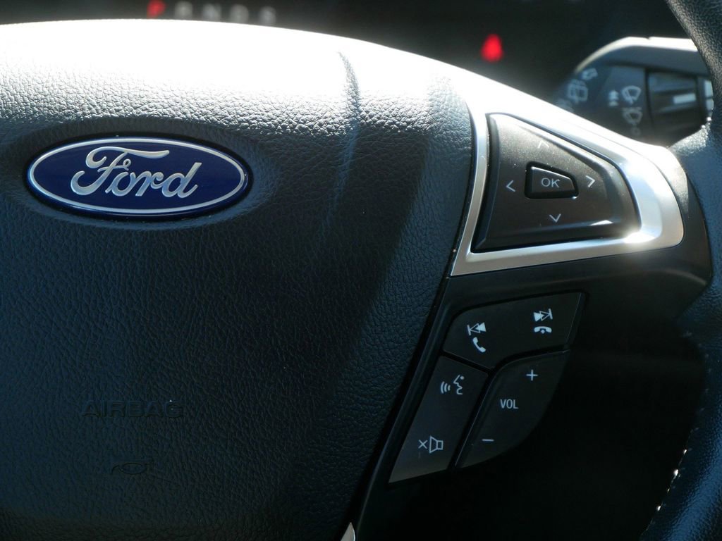 Certified 2023 Ford Edge SEL image 19