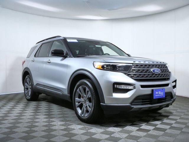 Certified 2023 Ford Explorer XLT w/ Equipment Group 202A