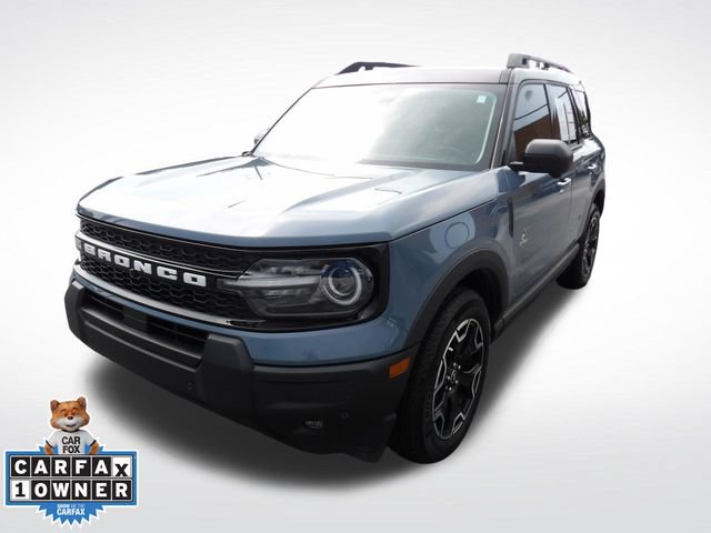 Certified 2025 Ford Bronco Sport Outer Banks w/ Outer Banks Tech Package+ AWD/4WD image 3