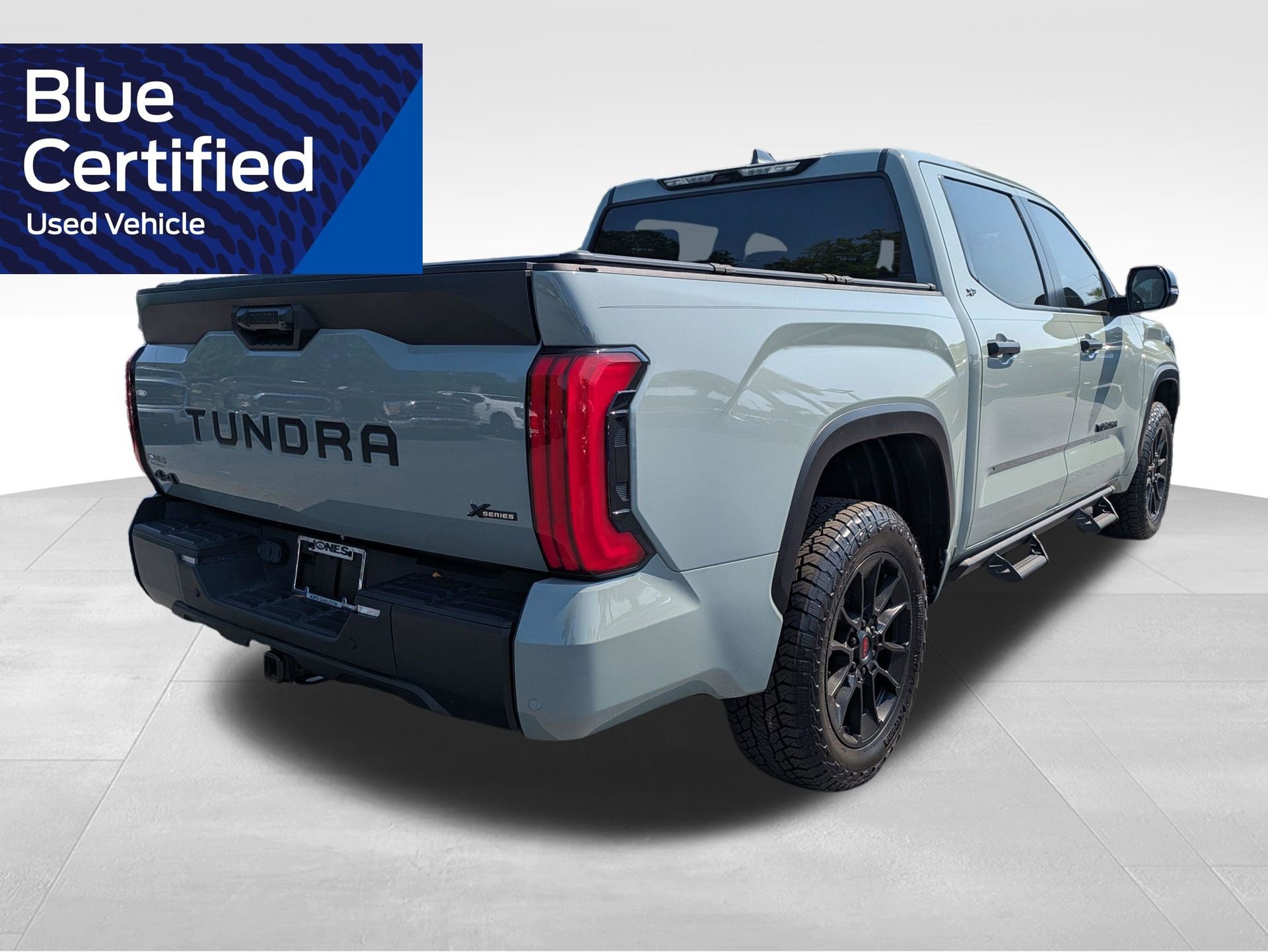 Used 2025 Toyota Tundra SR5 w/ SR5 Convenience Package AWD/4WD image 5