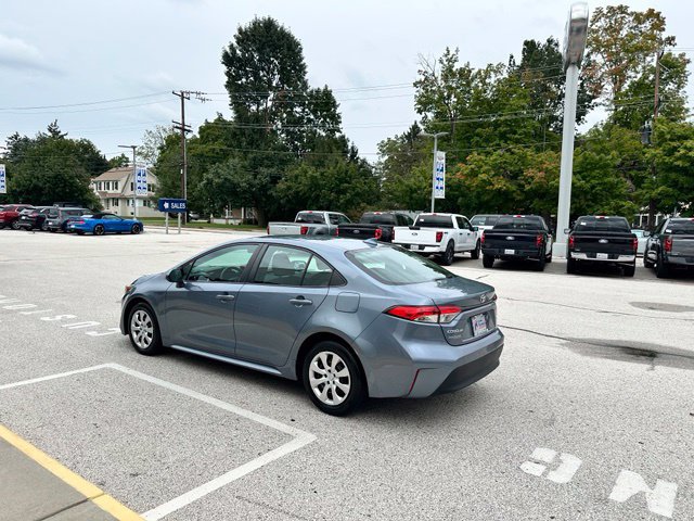 Used 2024 Toyota Corolla LE FWD image 11