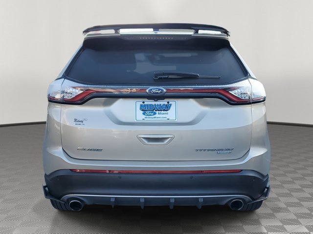Certified 2018 Ford Edge Titanium image 3