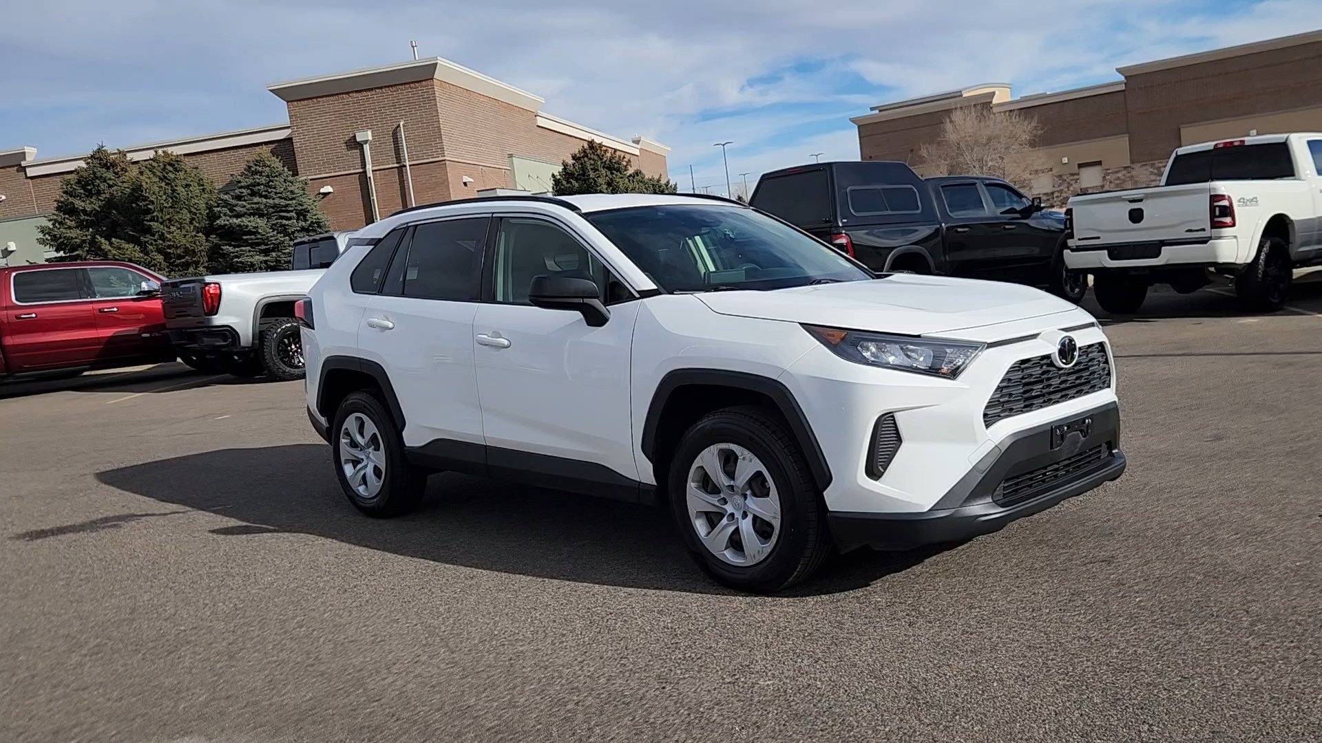 Used 2019 Toyota RAV4 LE image 6
