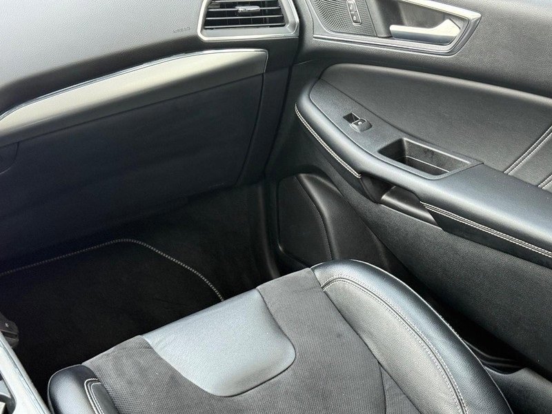 Certified 2022 Ford Edge ST w/ Equipment Group 401A image 14