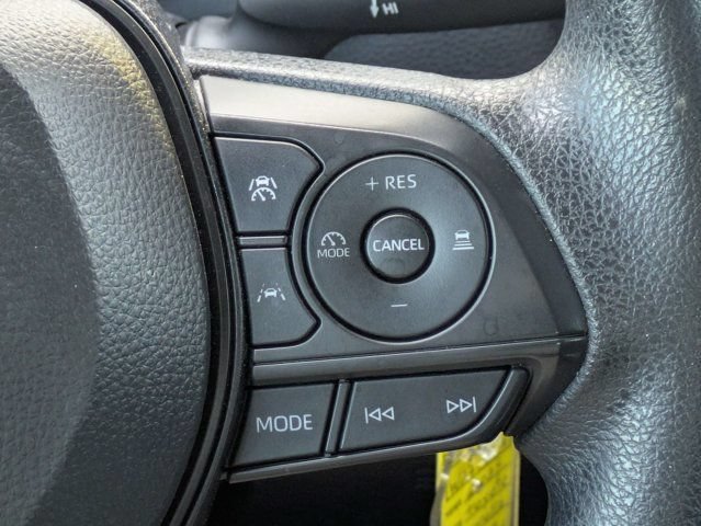 Used 2025 Toyota Corolla LE FWD image 25