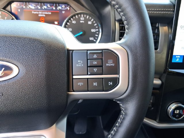 Certified 2024 Ford Expedition XLT RWD image 17