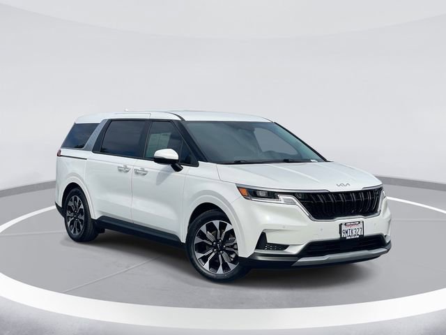 Used 2024 Kia Carnival EX video 1