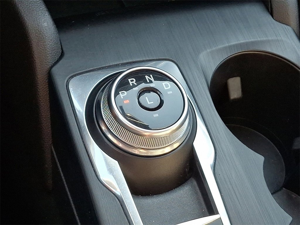 Certified 2022 Ford Escape SE w/ SE Sport Appearance Package image 15