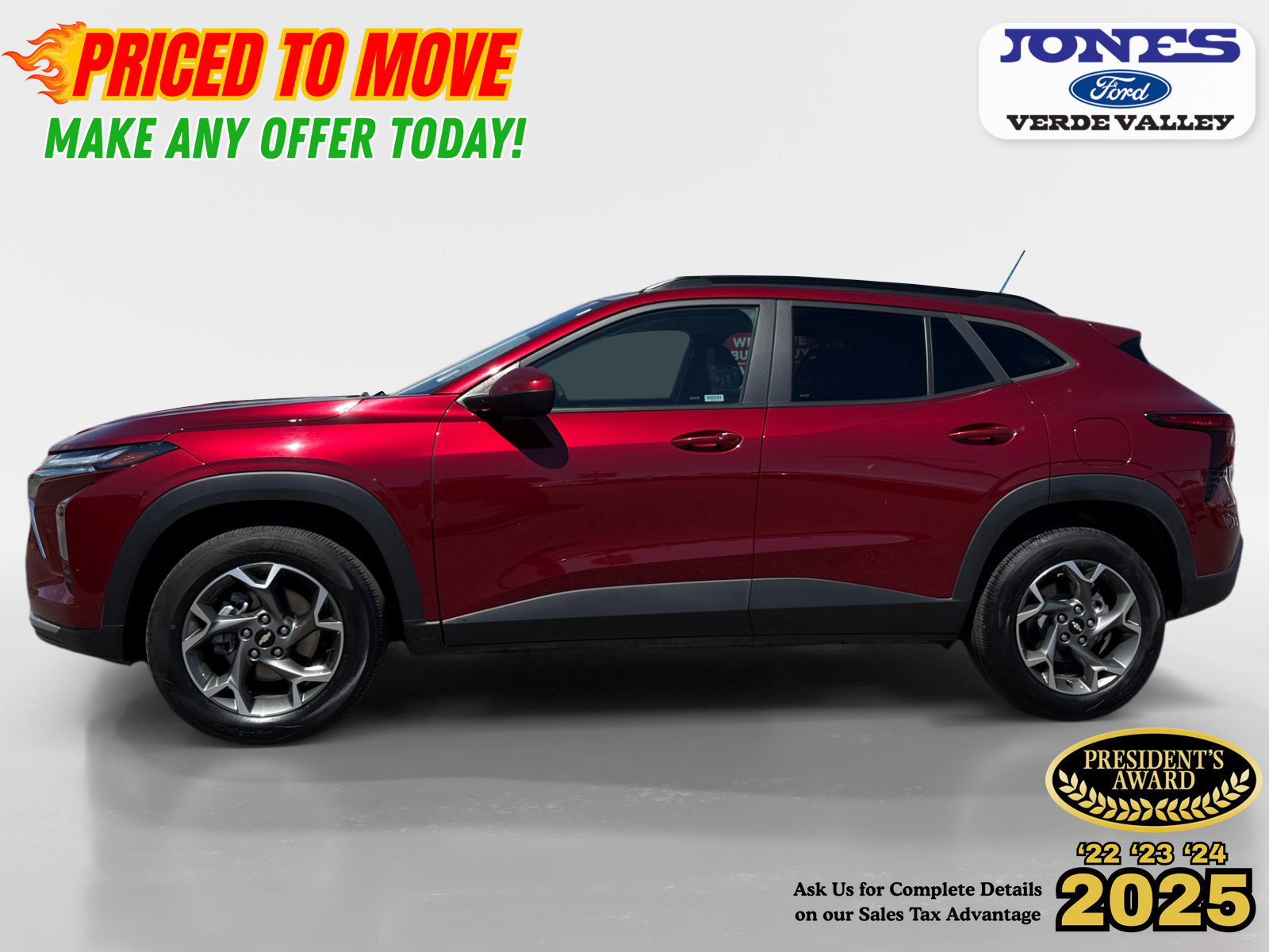 Used 2025 Chevrolet Trax LT w/ LT Convenience Package FWD image 2