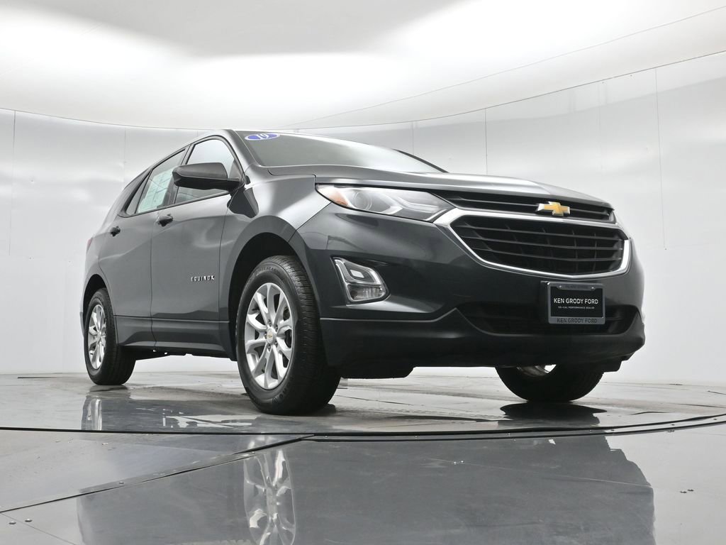 Used 2019 Chevrolet Equinox LS AWD/4WD image 43