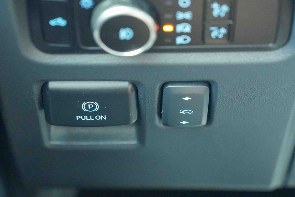 Certified 2023 Ford F150 Platinum AWD/4WD image 31