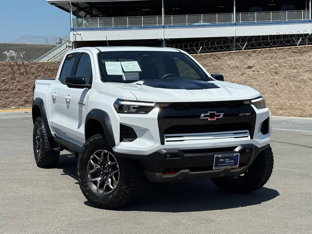 Used 2025 Chevrolet Colorado ZR2 AWD/4WD video 2