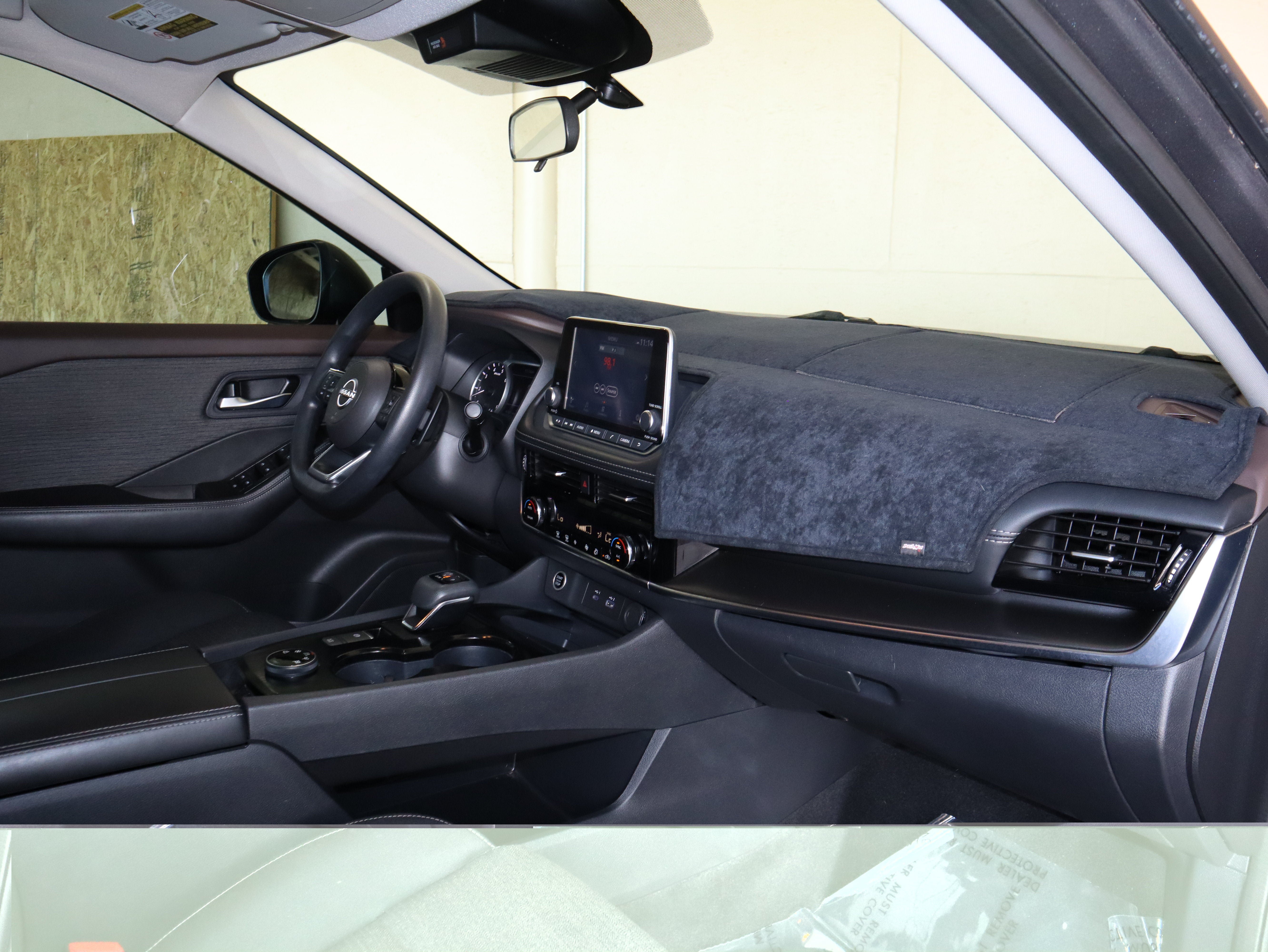 Used 2023 Nissan Rogue SV AWD/4WD image 38