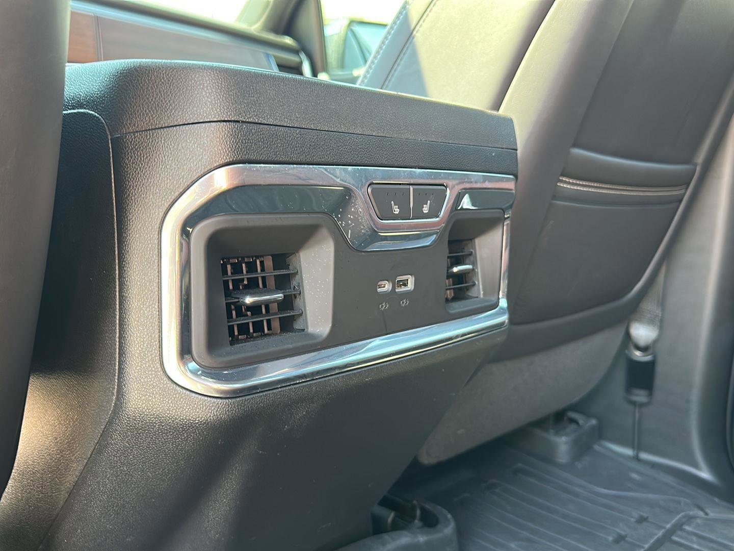 Used 2023 GMC Sierra 1500 Denali Ultimate image 32