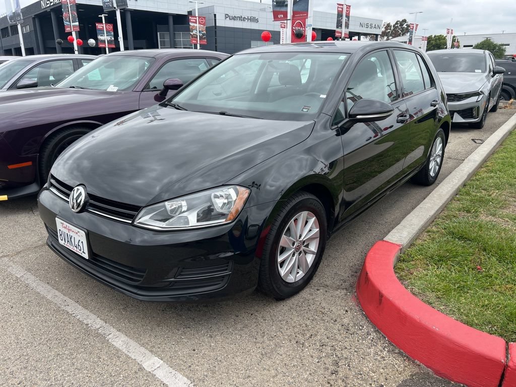Used 2017 Volkswagen Golf S FWD video 1