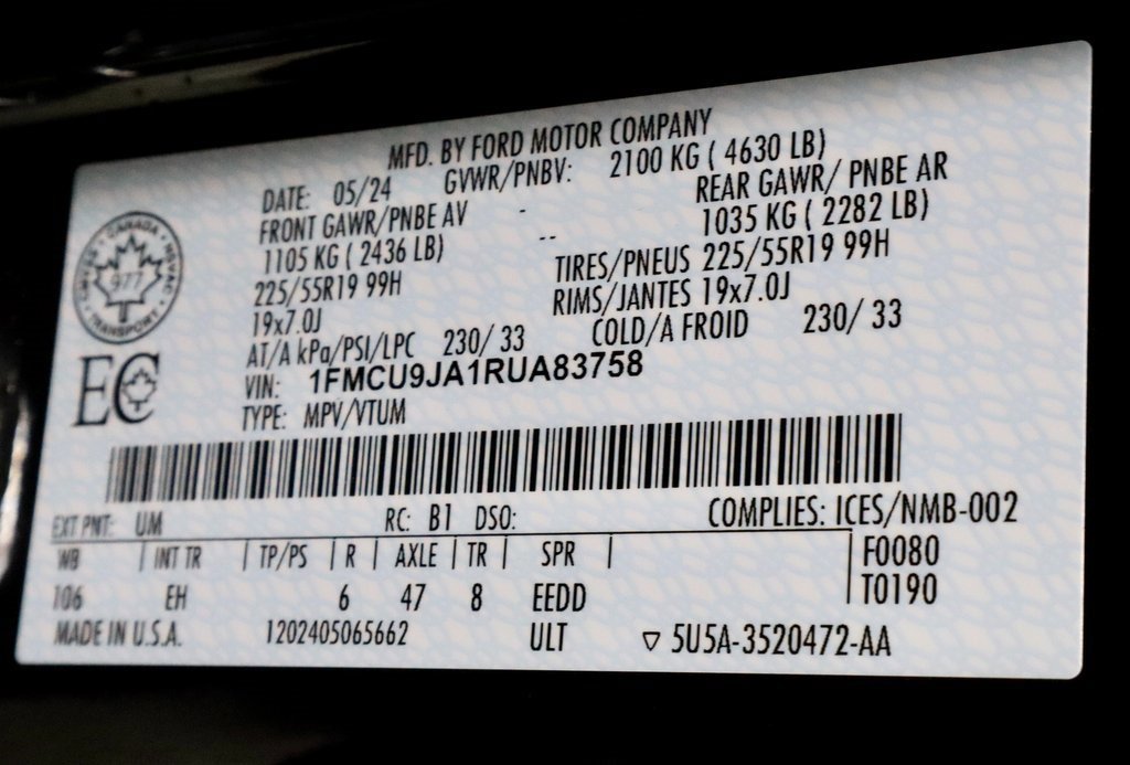 Certified 2024 Ford Escape Platinum image 32