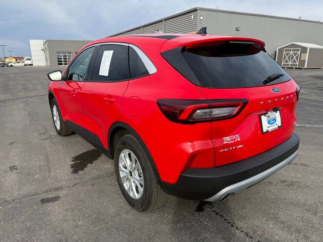 Certified 2024 Ford Escape Active w/ Tech Pack #1 AWD/4WD image 3