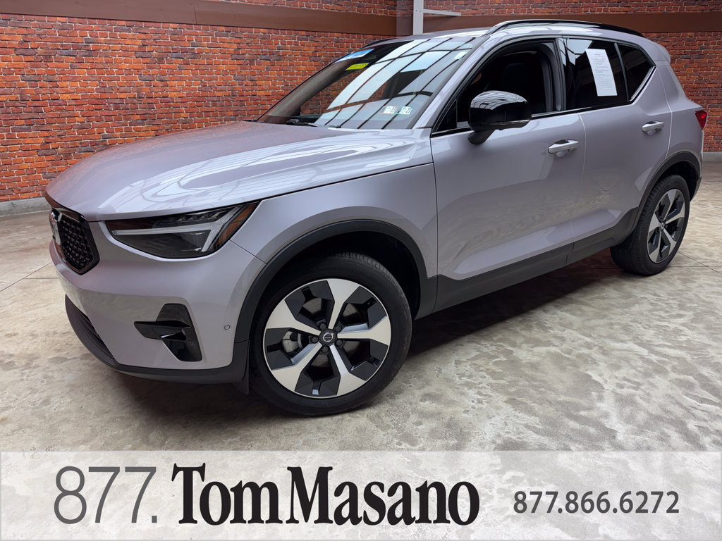 Used 2026 Volvo XC40 B5 Plus