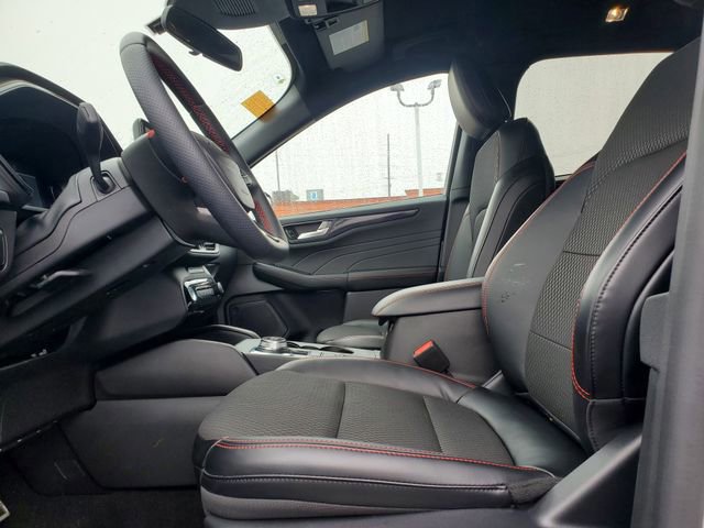 Certified 2024 Ford Escape ST-Line w/ Tech Pack #1 image 6