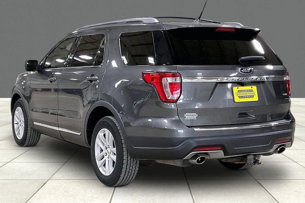Certified 2018 Ford Explorer XLT w/ Equipment Group 202A AWD/4WD image 11