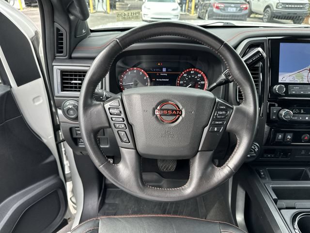 Used 2023 Nissan Titan PRO-4X w/ Pro-4x Convenience Package AWD/4WD image 15