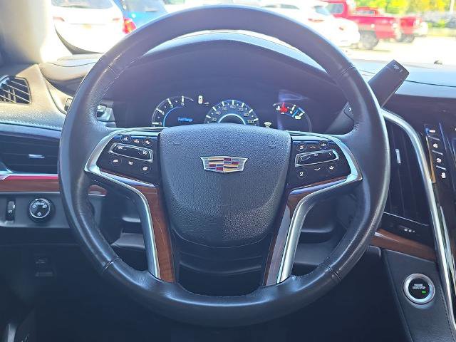 Used 2019 Cadillac Escalade ESV Premium Luxury AWD/4WD image 22