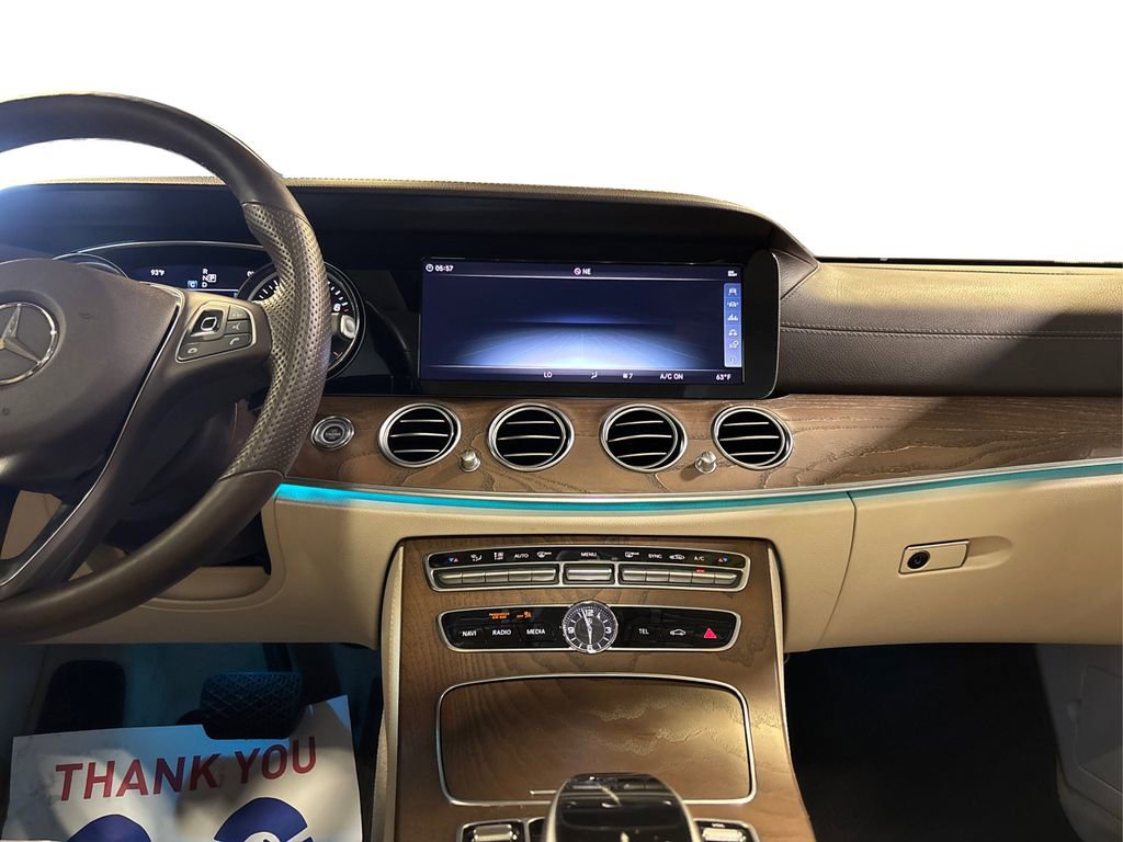 Used 2018 Mercedes-Benz E 300 4MATIC image 23