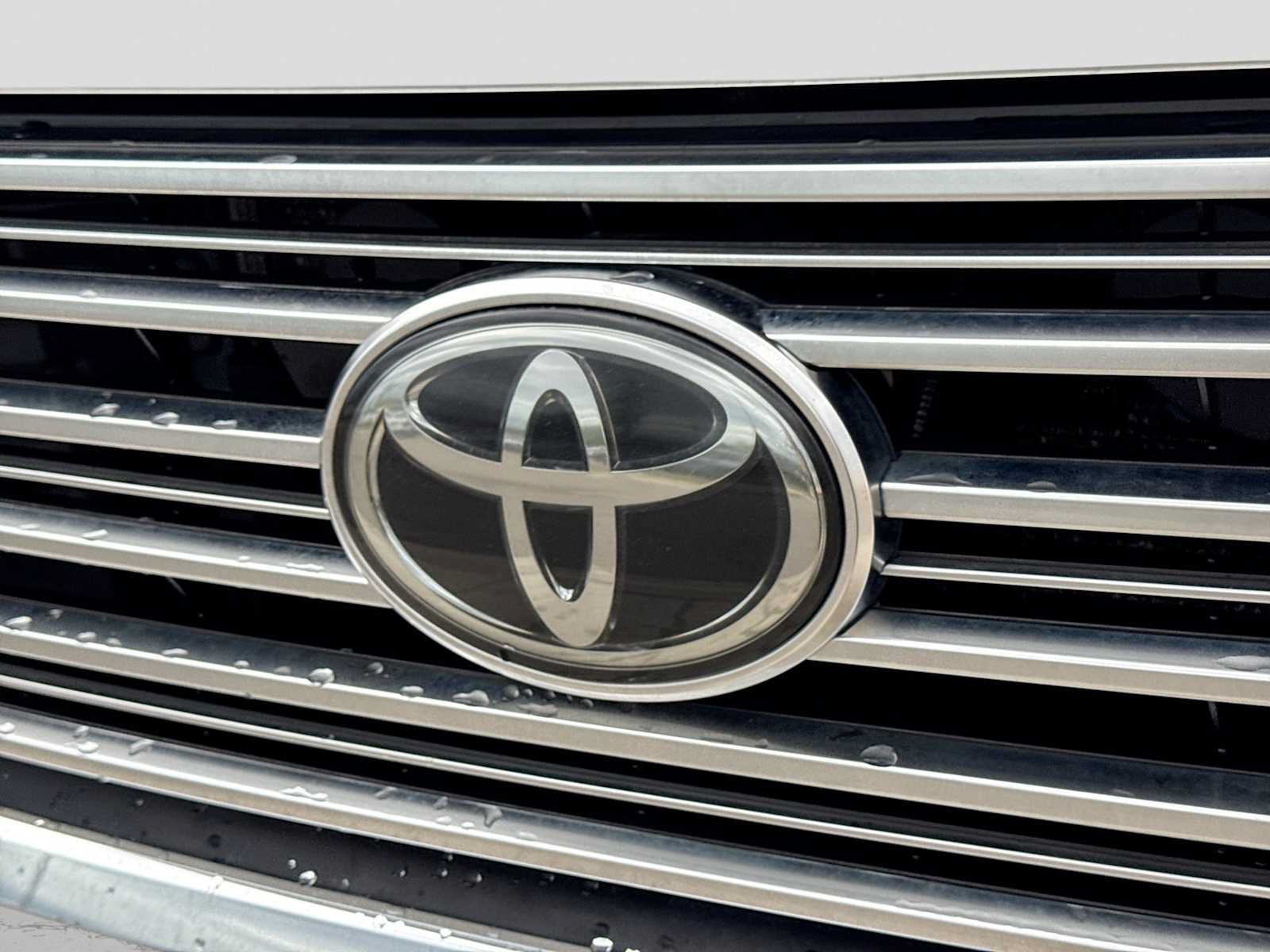 Used 2019 Toyota Tundra Limited AWD/4WD image 11