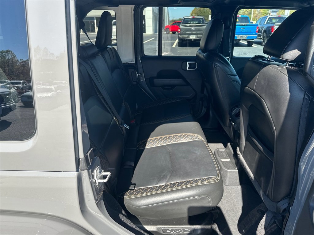 Used 2022 Jeep Wrangler Unlimited Sahara image 14