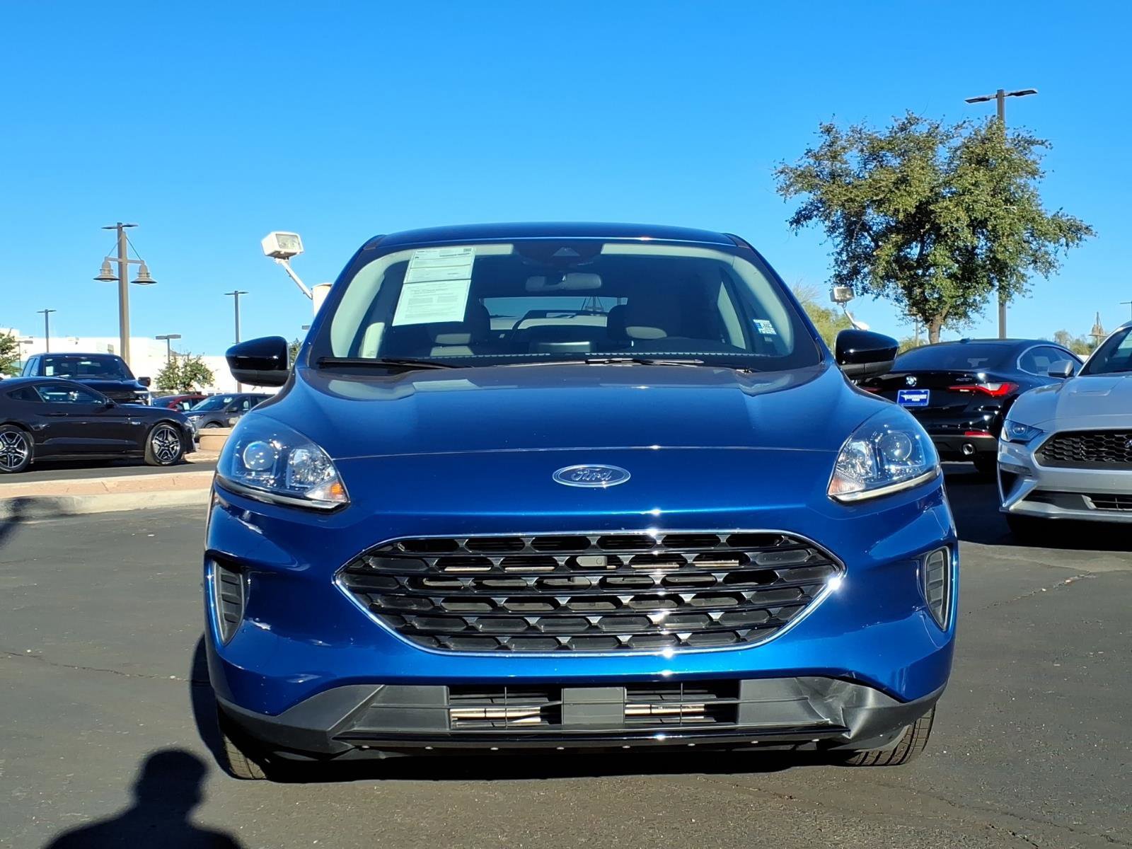 Certified 2022 Ford Escape SE w/ SE Sport Appearance Package image 8