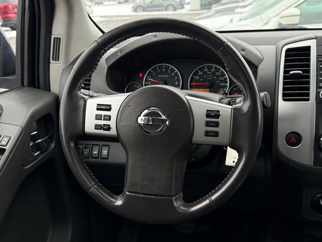 Used 2018 Nissan Frontier PRO-4X image 9